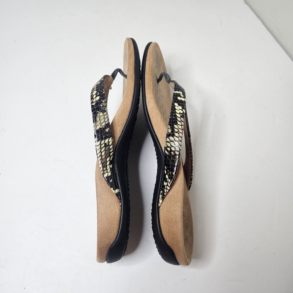 Vionic Rest Dillon Python Thong Orthotic Sandals … - image 4